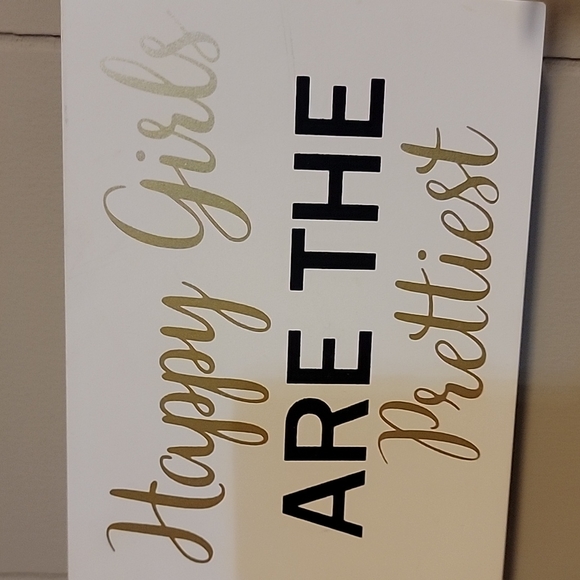 Meet your Posher, Janine - Picture 1 of 1